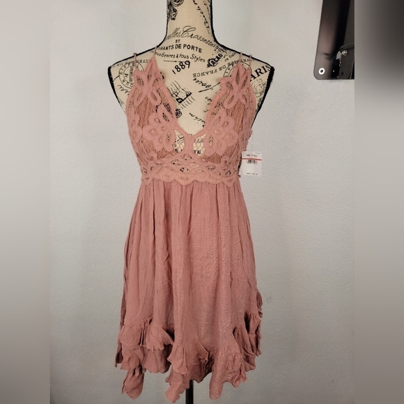 Free People Adella Lace Slip Mini Dress Rose V Neck NEW - Picture 5 of 16
